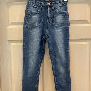 Fashion Nova High-Rise Skinny Jeans, size US 1